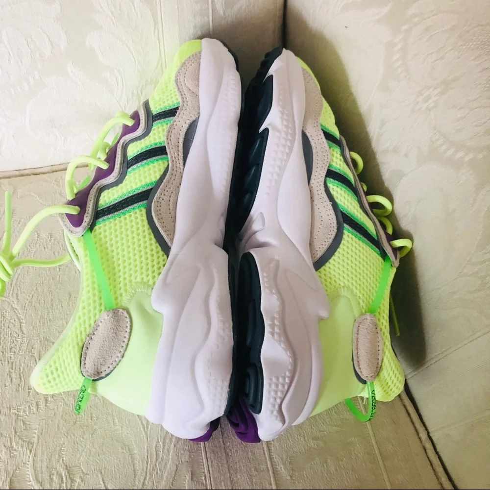 Adidas ozweego sneakers women size 6 euro 37.5